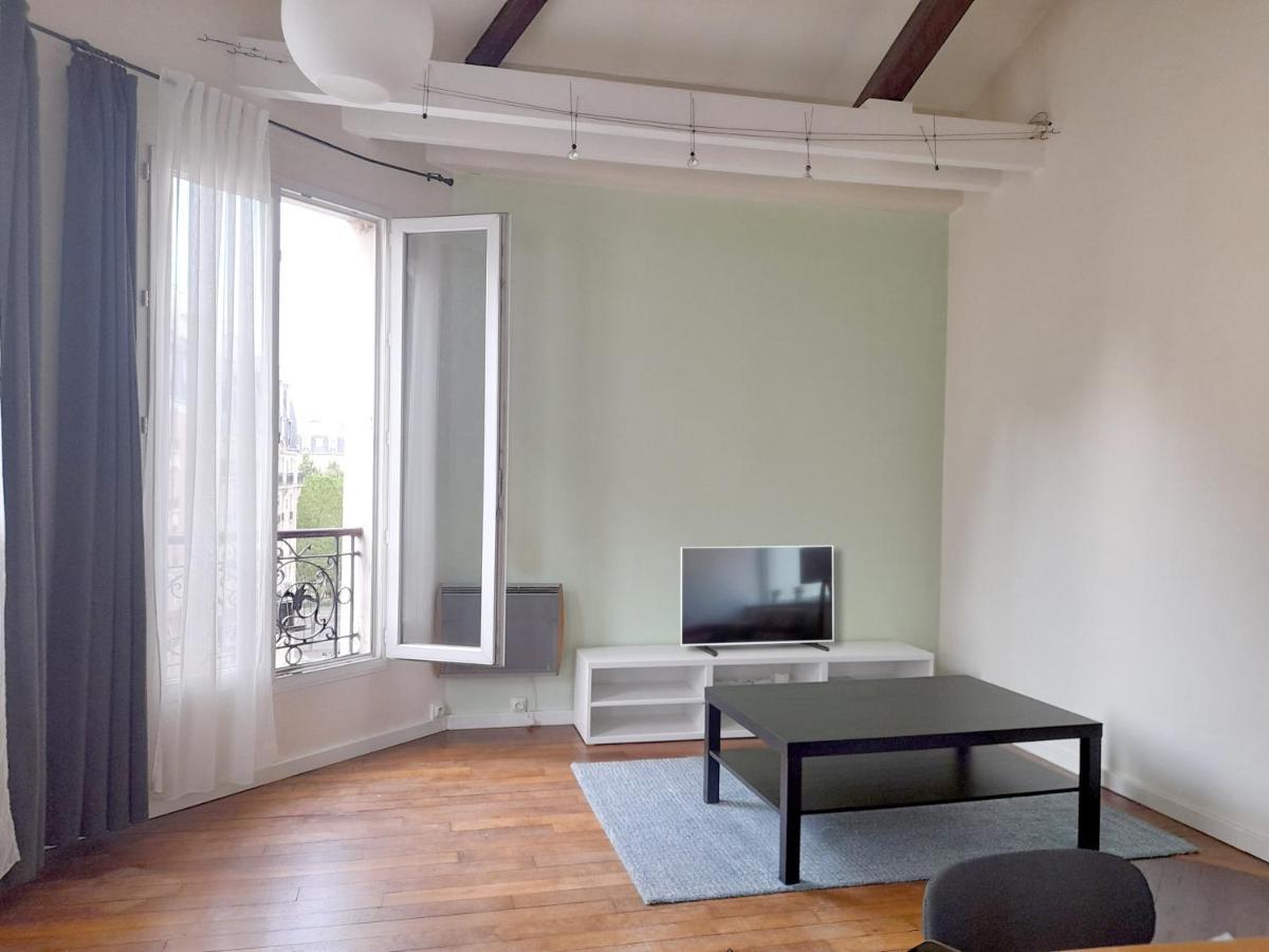 Un Appartement Typique Parisien / A Typical Parisian Apartment Екстер'єр фото